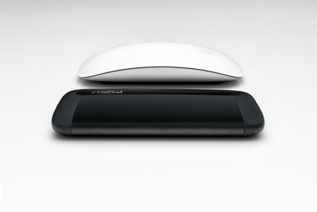 Crucial X8 2TB Portable SSD | CT2000X8SSD9 | Crucial IN